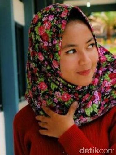 Gaya 6 Peserta Sunsilk Hijab Hunt 2017 dengan Bakat Nyanyi