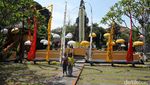 Umat Hindu Rayakan Nyepi dengan Berdoa di Pura Aditya Jaya