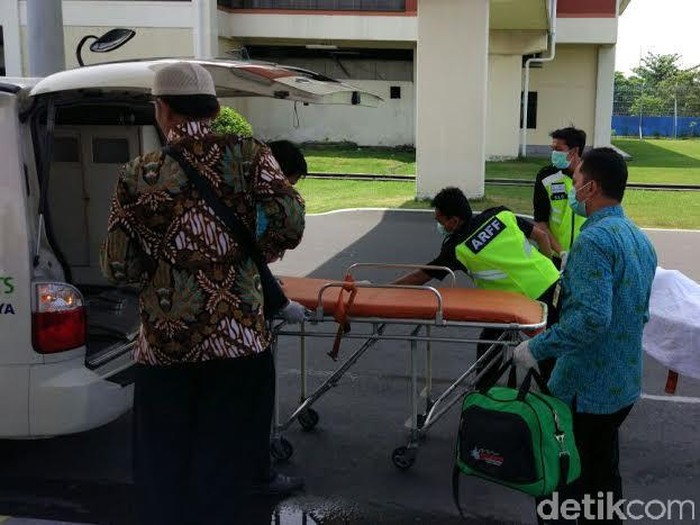 Jamaah Umroh asal Gresik Meninggal saat Tiba di Bandara Juanda