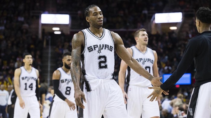 Spurs Hantam Cavaliers 103-74