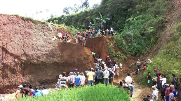 Longsor di Kampung Cipurut Bandung, Satu Orang Tewas