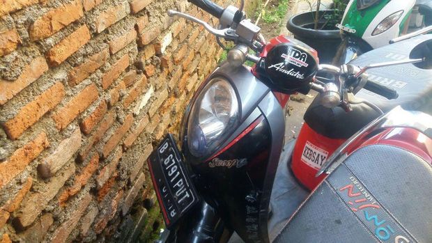 Polisi Tangkap 5 Begal yang Beraksi Pakai Sajam di Tanah Abang