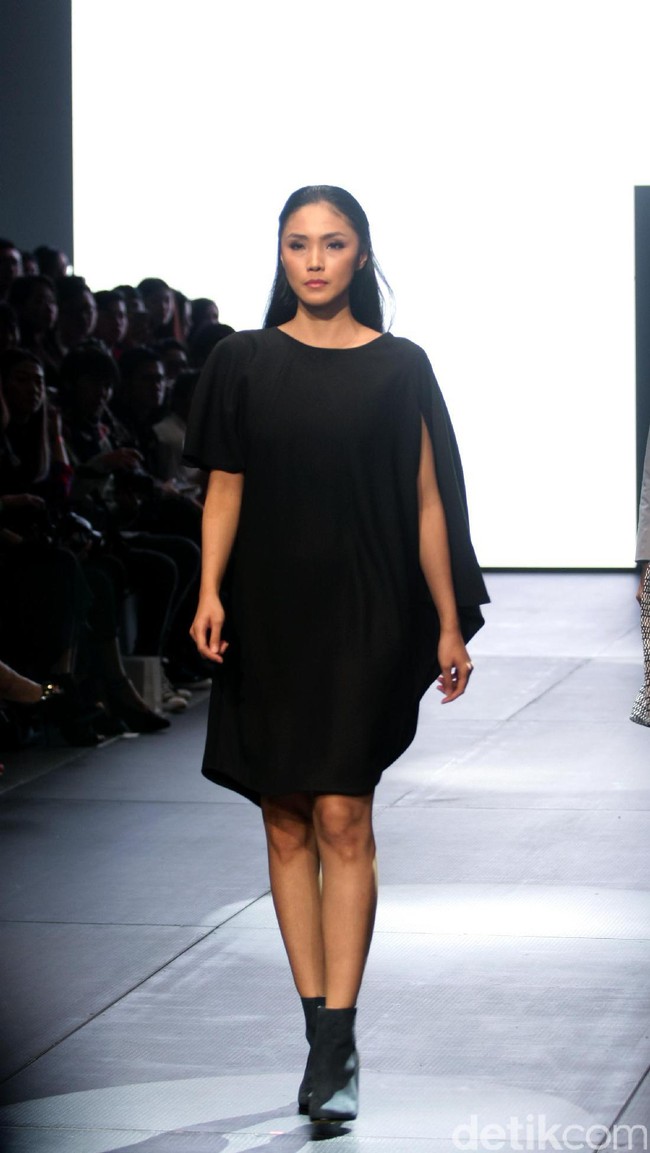 Ardistia Nerw York di Plaza Indonesia Lt.8 jakarta. Plaza Indonesia Fashion Week 2017. [Foto: Mohammad Abduh/Wolipop]