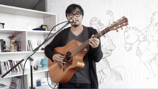 Curahan Hati Adhitia Sofyan di Lagu 'Seniman'