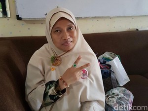 Perempuan Membawa Sangkur Diamankan di Ruang Sidang Ahok