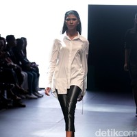 Ardistia Nerw York di Plaza Indonesia Lt.8 jakarta. Plaza Indonesia Fashion Week 2017. [Foto: Mohammad Abduh/Wolipop]