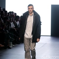 Ardistia Nerw York di Plaza Indonesia Lt.8 jakarta. Plaza Indonesia Fashion Week 2017. [Foto: Mohammad Abduh/Wolipop]