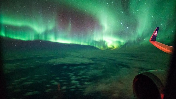 Naik Pesawat Tak Pernah Seindah Ini