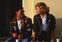 Deretan Jaket Aktor Hollywood Buat Tampilan Bermotor Sempurna