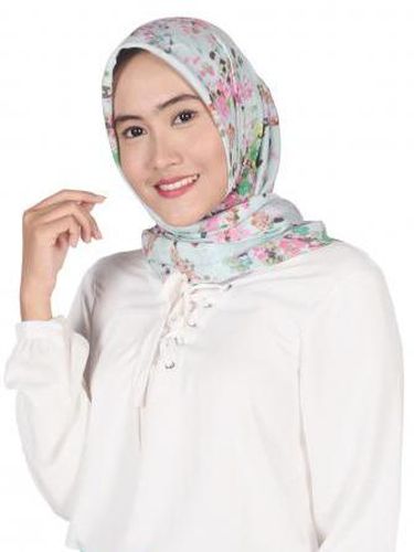 Warna-warni Gaya 5 Peserta Sunsilk Hijab Hunt 2017 dengan Jilbab Bermotif