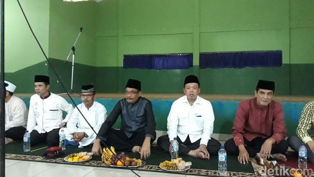Didampingi Nusron, Djarot Hadiri Pengajian Golkar Pesanggrahan