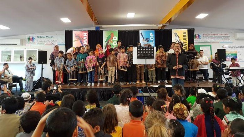 Mengajarkan Keberagaman Budaya Di Sekolah Australia