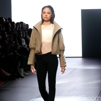 Ardistia Nerw York di Plaza Indonesia Lt.8 jakarta. Plaza Indonesia Fashion Week 2017. [Foto: Mohammad Abduh/Wolipop]