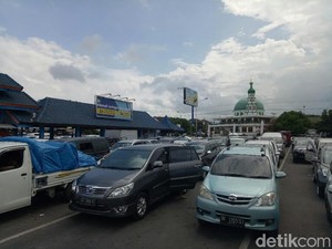 Pascanyepi, Antrean di Pelabuhan Ketapang Sempat ada Antrean 3 Km