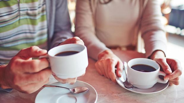 Kafein dalam kopi biasa memicu palpitasi.