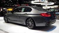 BMW 530i M Sport ditenagai oleh 2.0 liter mesin bensin turbo yang mampu menyemburkan tenaga sebesar 252 hp dan torsi 350 Nm pada putaran 1.450-4.800 rpm.