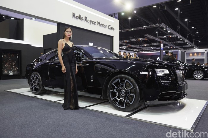 Pesona Miss Thailand dan Si Anak Nakal Rolls-Royce