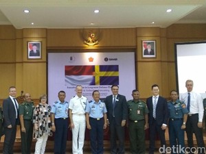 TNI Teken Kerja Sama dengan Kampus dan Industri Alutsista Swedia