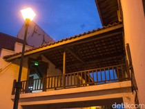 Tapak Memori Kiki Fatmala di Bangunan Kolonial Lokasi Syuting Si Manis Jembatan Ancol