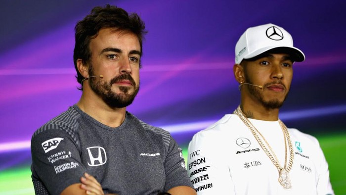 Hamilton Akan Lebih Senang jika Alonso Juga Ikut Bersaing