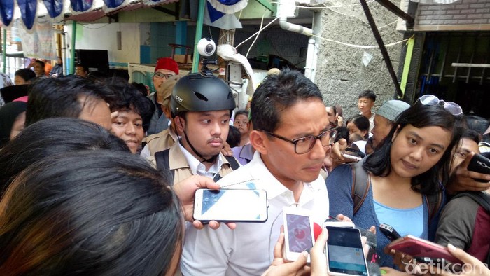 Ditanya soal Pasukan Merah, Sandiaga Tawarkan Rumah DP Rp 0