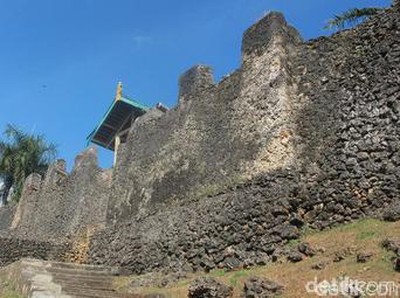 Benteng Terluas di Dunia Ada di Indonesia