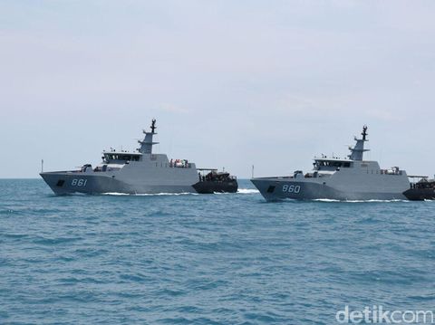 KSAL Resmikan 2 Kapal Perang KRI di Batam