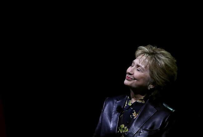 Meski kalah dalam pemilihan presiden AS pada 2016 lalu, Hillary Clinton tetap dipandang sebagai perempuan paling berpengaruh. (Foto: Justin Sullivan/Getty Images)