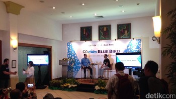 Untuk saat ini, layanan Go-Blue Bird baru hadir bagi smartphone berbasis Android. Dikatakan mereka, dalam waktu dekat akan merambah untuk pungguna ponsel iOS. (Foto: detikINET/Agus Tri Haryanto)