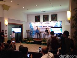 Momen Ketika Go-Jek dan Blue Bird Akur