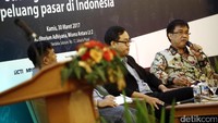 Hadir dalam acara tersebut Direktur Operasional & AMP Sistem OJK, Fithri Hadi yang membuka secara resmi Seminar Indofintech 2017 di Jakarta, Kamis (30/3).