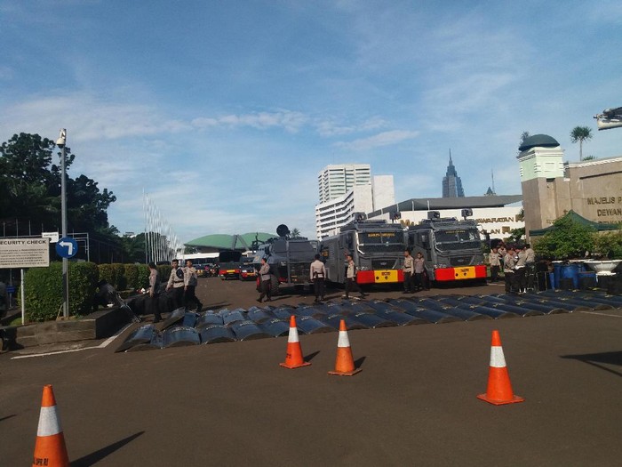 Jelang Demo Mahasiswa, Pengamanan Gedung DPR Diperketat