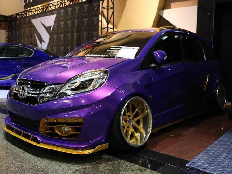 Main PS4 Dalam Mobil Yuk..