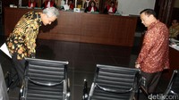 Ganjar Pranowo dan Agus Martowardojo bersiap memberikan kesaksian.