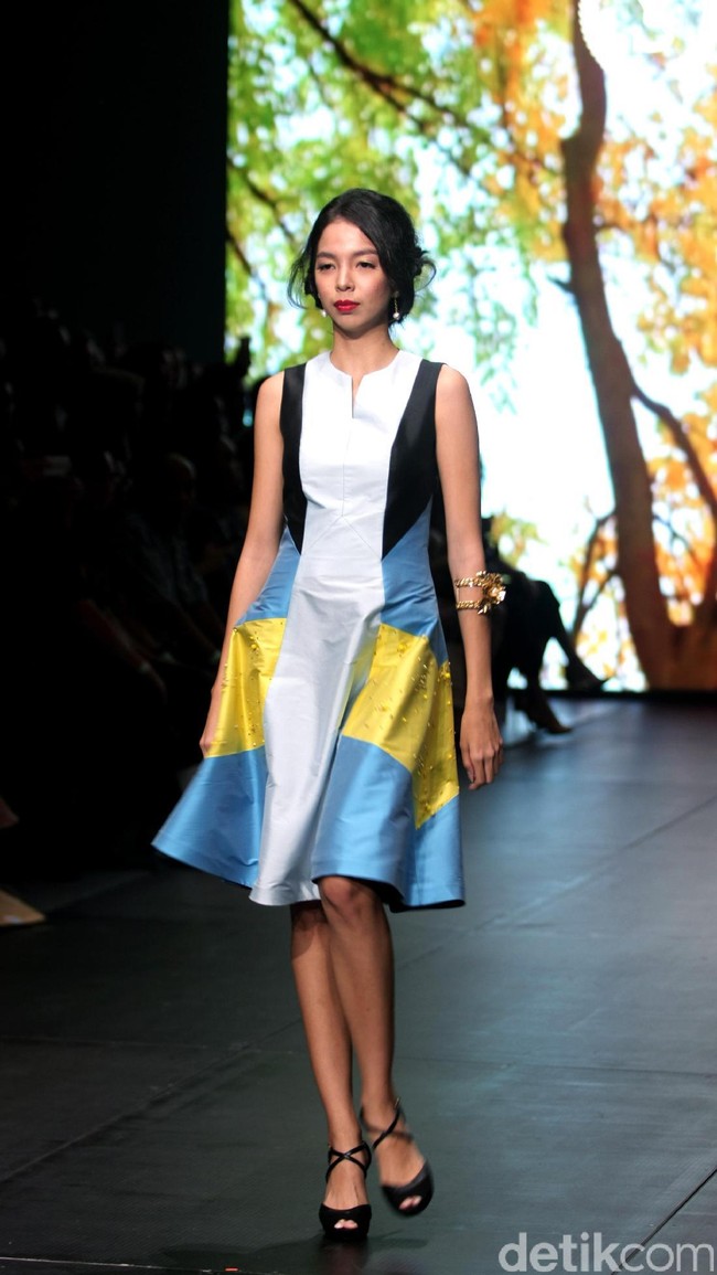 Yosep Sinudarsono mengangkat tema EDEN di Plaza Indonesia Fashion Week 2017. Jakarta. Plaza Indonesia. [Foto: Mohammad Abduh/Wolipop]
