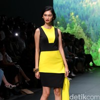 Yosep Sinudarsono mengangkat tema EDEN di Plaza Indonesia Fashion Week 2017. Jakarta. Plaza Indonesia. [Foto: Mohammad Abduh/Wolipop]