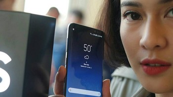 Dirilis beberapa bulan yang lalu penjualan Samsung Galaxy S8 di Korea Selatan mendapat respons sangat baik dua kali lebih cepat dibandingkan Galaxy S7. Di dunia ponsel ini menempati posisi 5. (Foto: Instagram/therealdisastr)