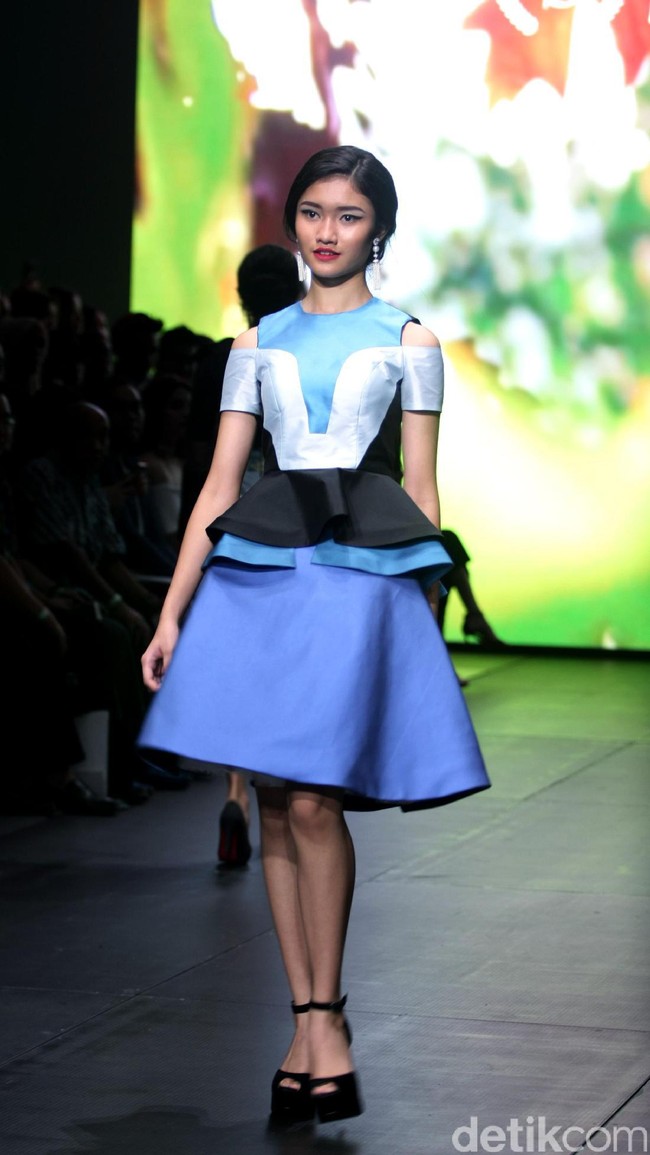 Yosep Sinudarsono mengangkat tema EDEN di Plaza Indonesia Fashion Week 2017. Jakarta. Plaza Indonesia. [Foto: Mohammad Abduh/Wolipop]