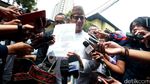 Diperiksa Polda, Sandiaga Uno Bagi-bagi Kue