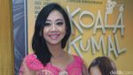 Hamil Tua, Asri Welas Tetap Fresh
