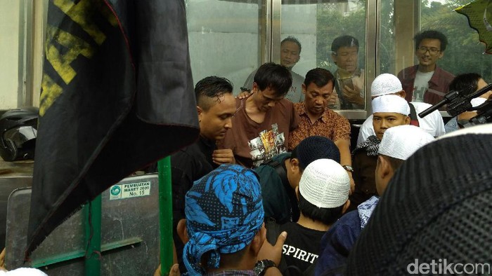 Polisi Tangkap Pria Diduga Copet di Masjid Istiqlal