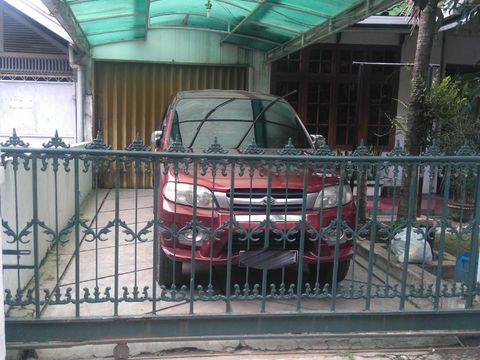 Rumah keluarga Krisna, siswa SMA Taruna Nusantara yang ditemukan tewas di baraknya. (Foto: Doni Indra/detikcom)