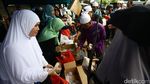 Momen Makan Bareng Massa Aksi 313