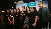 Lagu tersebut tentu bakal memanjakan para fans keduanya. Foto: Ismail/detikHOT