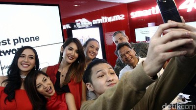 Apple Digaet Smartfren, iPhone 7 Resmi Dijajakan