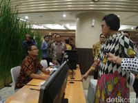 Gaya Sri Mulyani Interogasi Petugas <i>Tax Amnesty</i> di Hari Terakhir