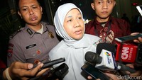 Sukma Violeta memberikan keterangan pers sebelum meninggalkan gedung KPK.