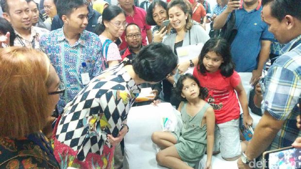 Sri Mulyani Temui Peserta <i>Tax Amnesty</i>: Kok Bawa Anak?