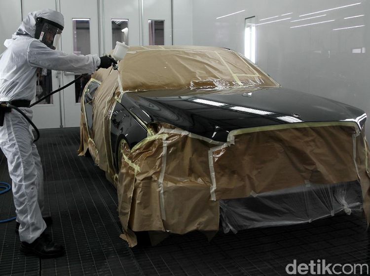 Mercedes-Benz Indonesia Resmikan Body & Paint Centre