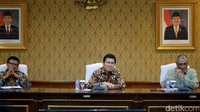 Asman Abnur dan Agus Rahardjo saat membahas pencegahan korupsi.